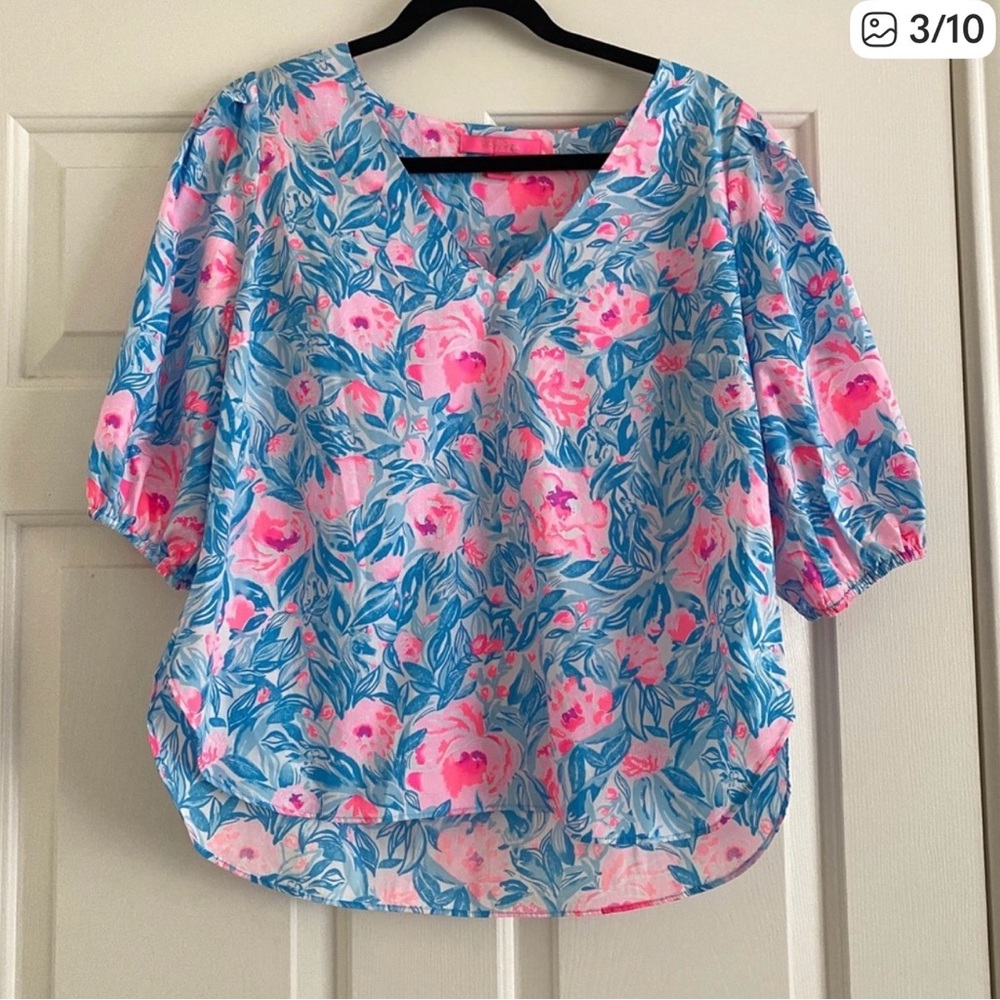 NWOT Lilly Pulitzer Ivee Floral 3/4 Puff Sleeve VNeck Top My Little Peony Medium - Picture 3 of 4